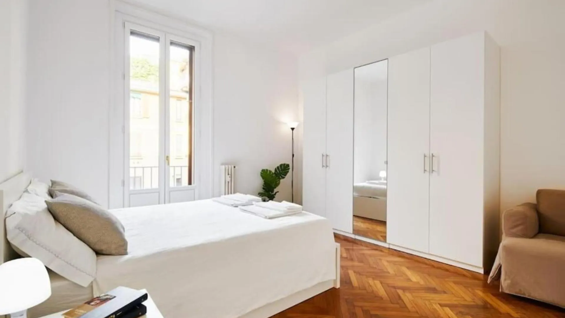 Apartment Duomo-Fiera Milano - Five Stars Milanese Style By Halldis