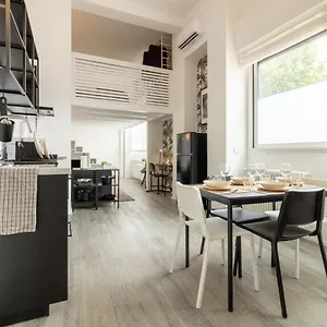 Appartamento Navigli - Chic And Sophisticated In
